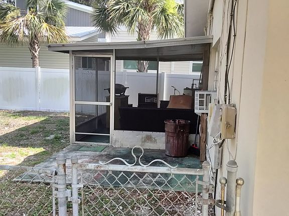 3rd image of 1540 Pasadena Dr APT 7
