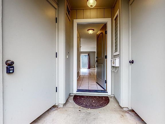 2nd image of 1267 Valley Oak Ct APT E