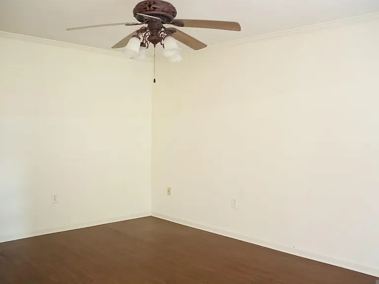 10298 W Winston Ave #7 — Photo 3
