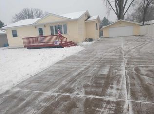 2531 Island Park Rd, La Crosse, WI 54603