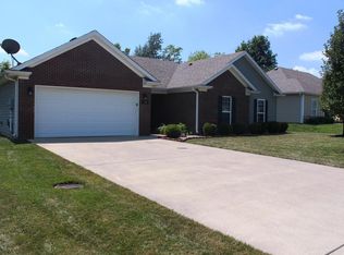 24 Quail Hollow Dr, Eminence, KY 40019