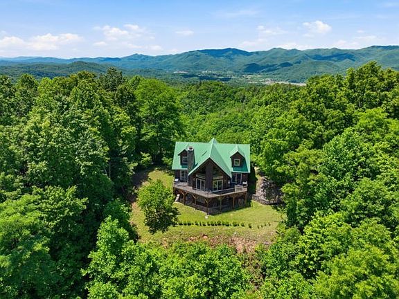 4th image of 1440 Valley View Heights Ln