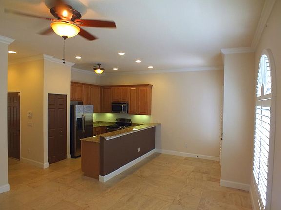 5th image of 616 2nd St N #5