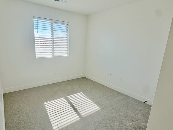 5th image of 5718 S Weehawken Ln #1