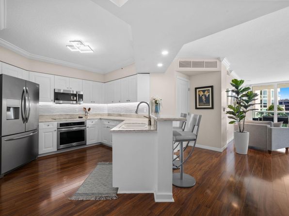 347 N New River Dr E APT 610
