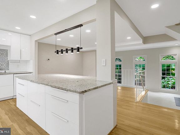 2nd image of 8008 Carbondale Way