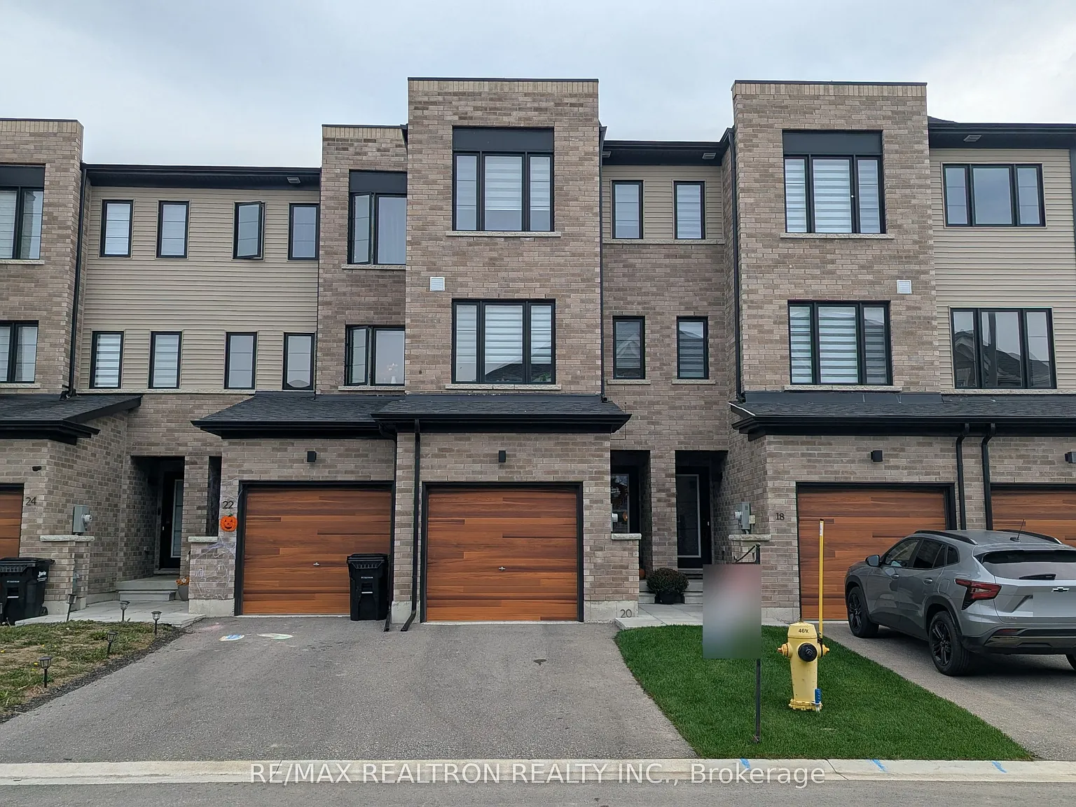 2 bed, $2,500 — Photo 1