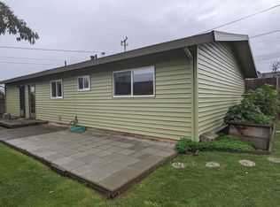 1686 Quaker St, Eureka, CA 95501