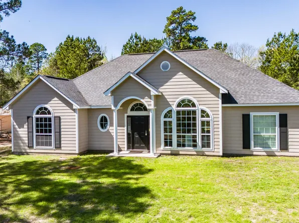 6074 Mulberry Rd N, Big Sandy, TX 75755