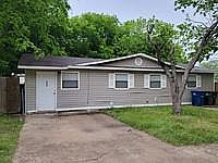 1st image of 904 S 13th St