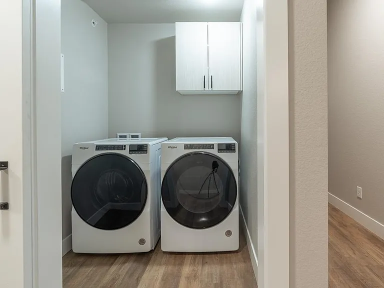 922 Sunset St #304 — Photo 7