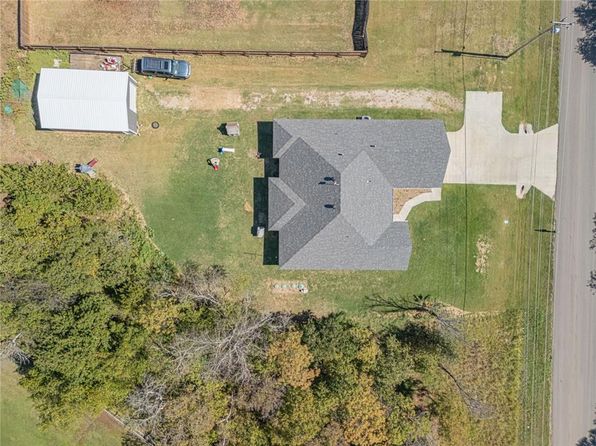 41182 Hazel Dell Rd, Shawnee, OK 74804