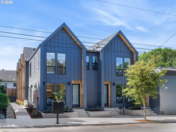 2834 SE Division St #3, Portland, OR 97202