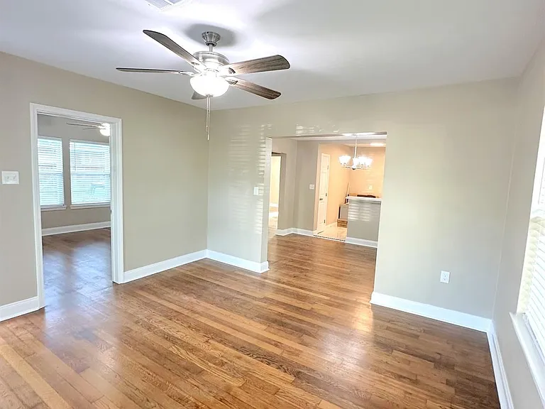 1209 Cordell St — Photo 9