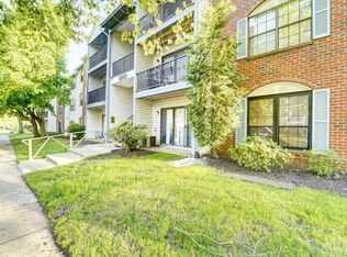 303 Hampshire Ct, Piscataway, NJ 08854