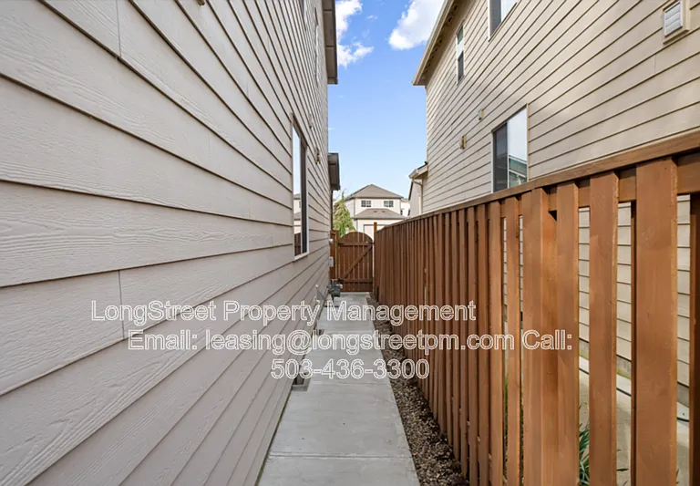 16980 SW 133rd Ter — Photo 37