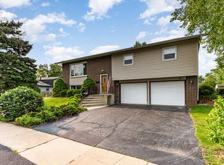 6307 Honey Ln, Tinley Park, IL