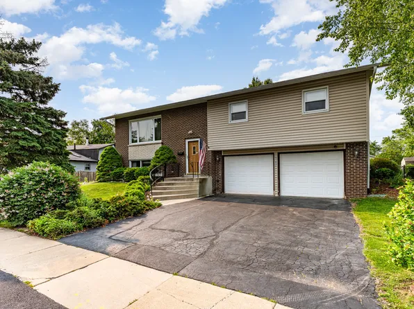 6307 Honey Ln, Tinley Park, IL 60477