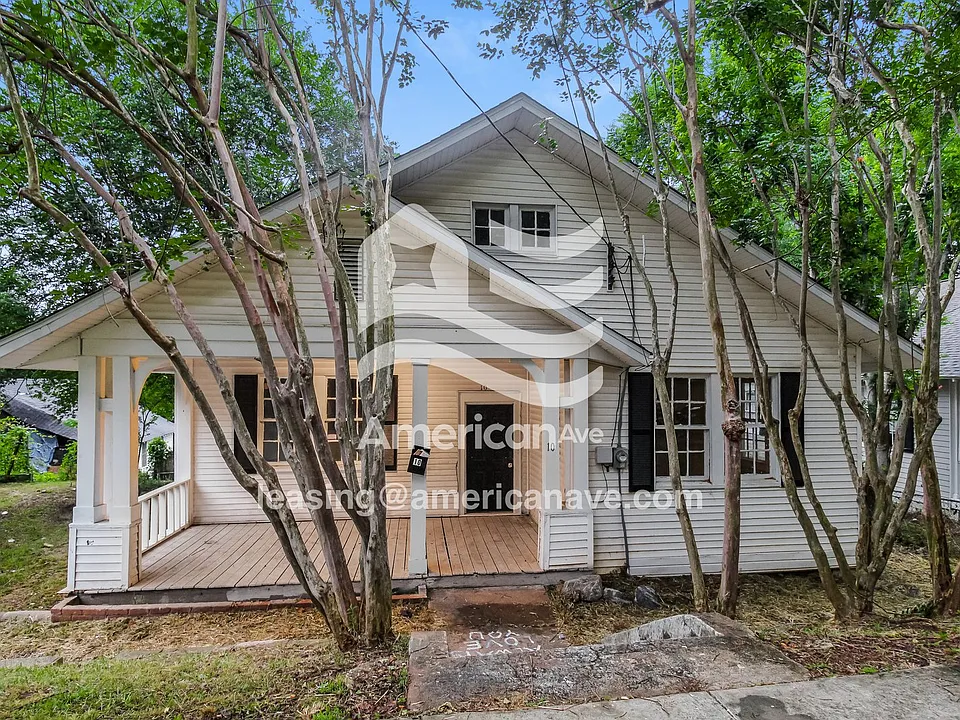 10 Spruce St