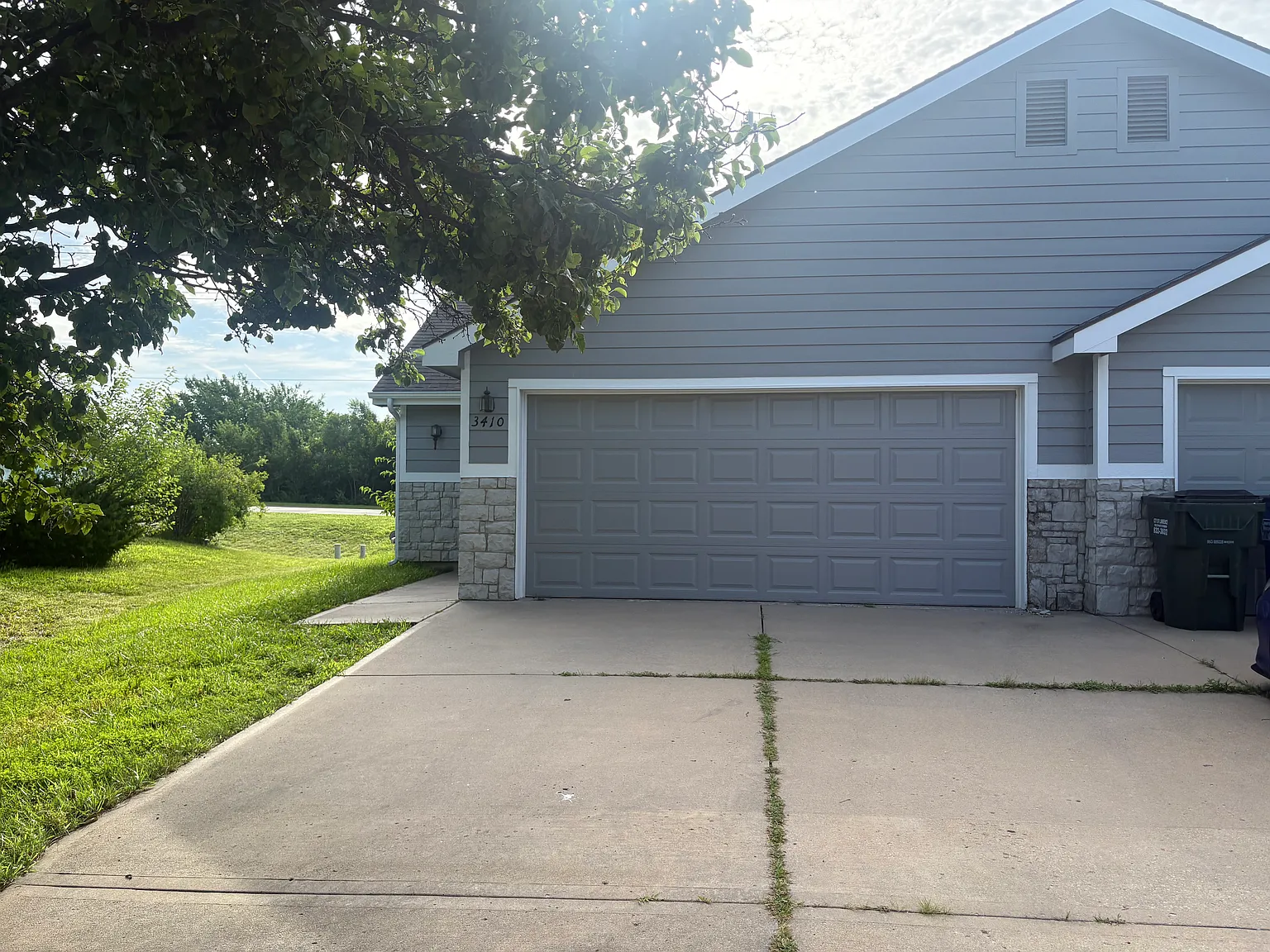 3 bed, 1650 sqft, $1,690 — Photo 1