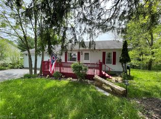 714 Columbus St, Bedford, OH 44146