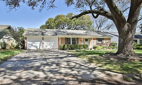 9638 Meadowland Dr Photo 1
