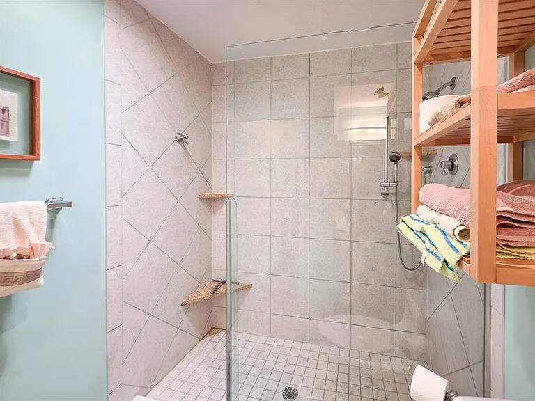1208 S Central Ave — Photo 19