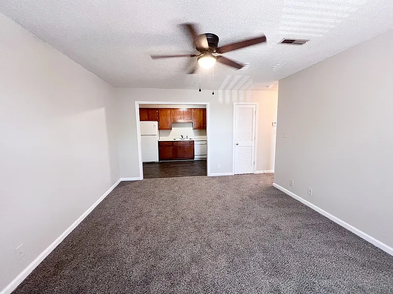 2862 Cobalt Dr #G — Photo 7