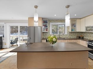 10 Hazelwood Ct, Attleboro, MA 02703