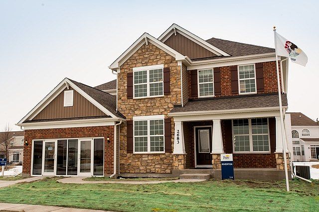 1st image of 28 Andrew Ln