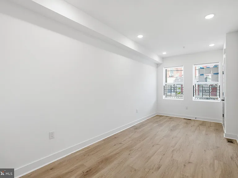 4312 Pennsgrove St #1 — Photo 5