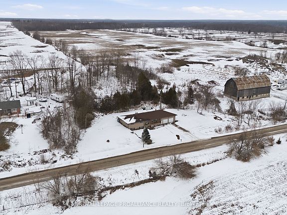 3rd image of 416 Gospel Rd