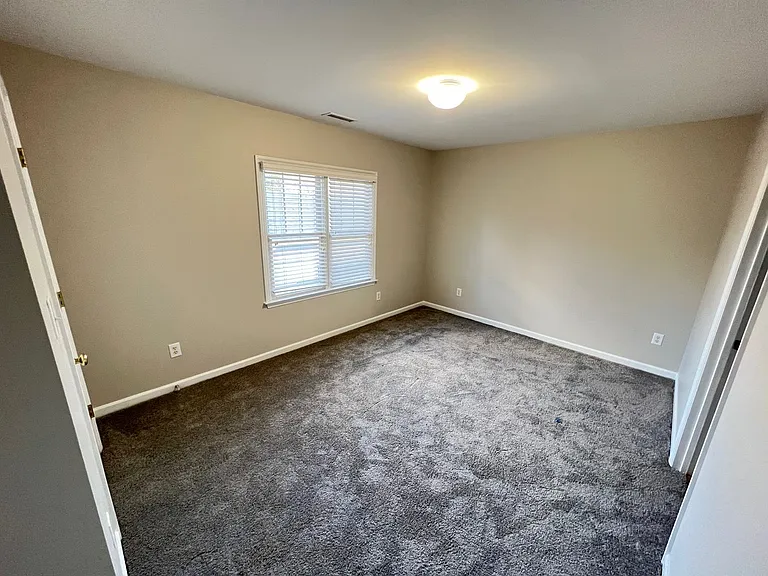 50303 Governors Dr — Photo 31