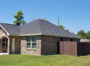 11043 San Jacinto Dr, La Porte, TX 77571