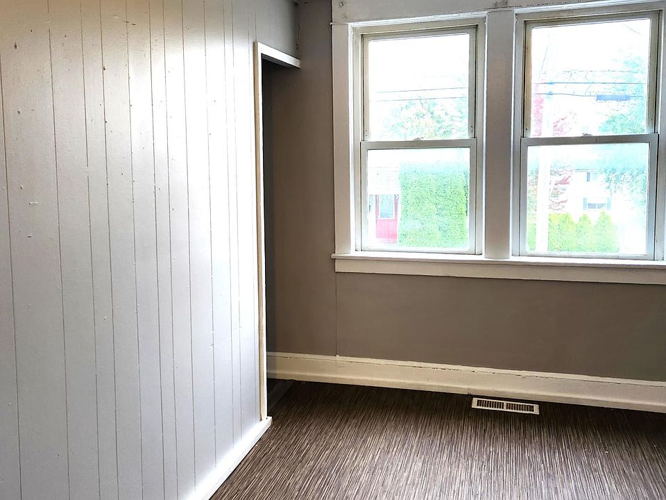 409 Oak Hill Ave Endicott NY Zillow