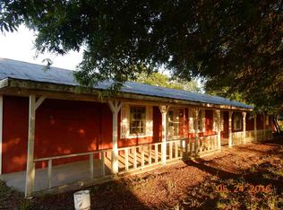 107 McCormick Rd, Forest, MS 39074