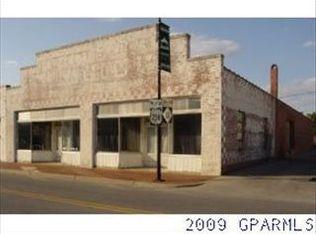 3726 W Wilson St, Farmville, NC 27828