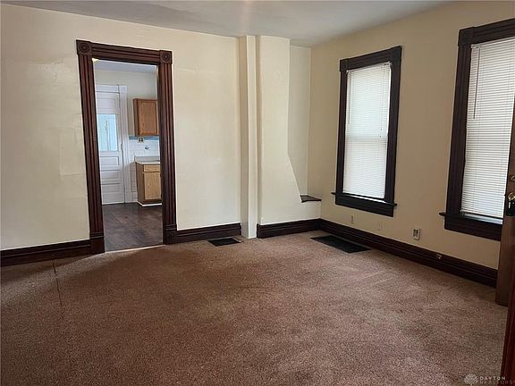 5th image of 1310 Carlisle Ave