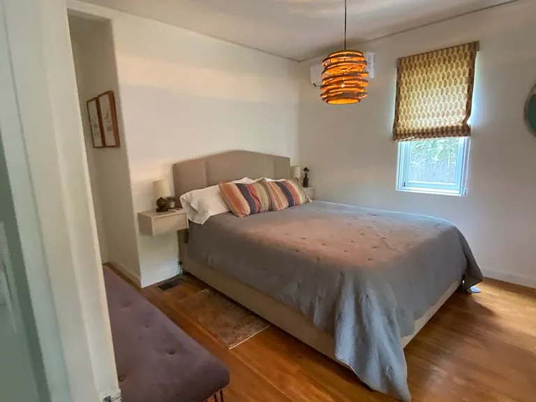 112 E Summer St — Photo 15