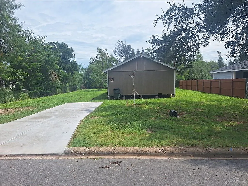 2 bed, 1.0 bath, 1012 sqft, $950 — Photo 3