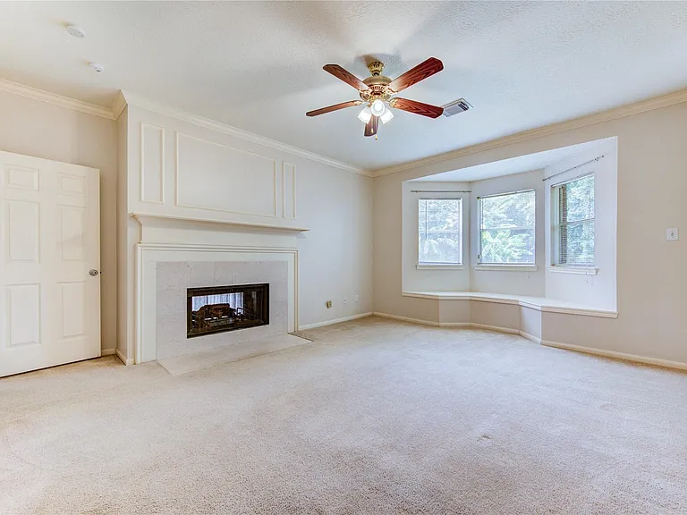 1107 Magnolia Woods Ct — Photo 12