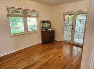 448 Cadagua Ave #1, Miami, FL 33146