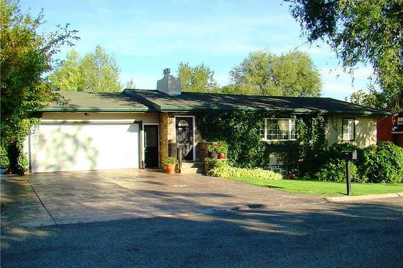 1st image of 2805 Selvig Ln