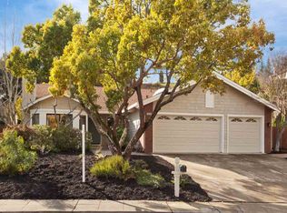 5115 Fairhill Ct, Oakland, CA 94605
