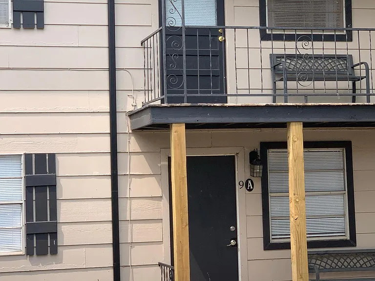 9 E Thatcher St #A — Photo 10
