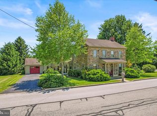 125 Hickory Ln, Hanover, PA 17331