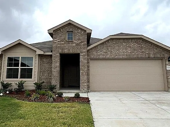 8409 Coffee Springs Dr, Fort Worth, TX 76131