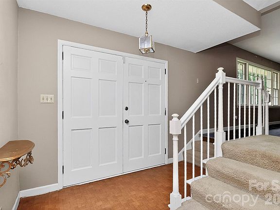 5th image of 10899 Caroline Acres Rd