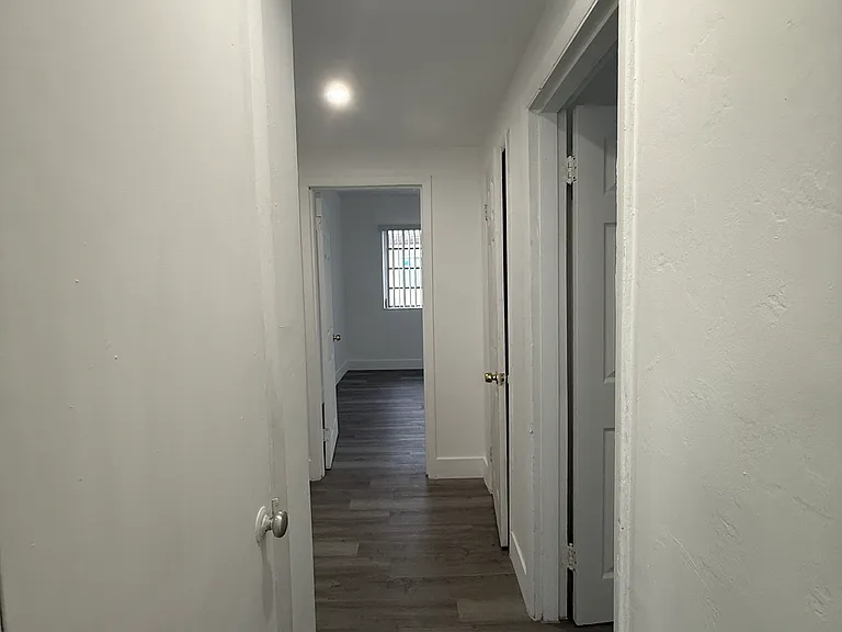 615 82nd St #3 — Photo 19