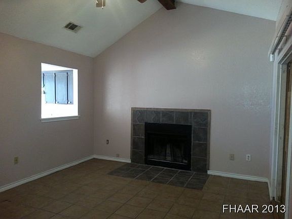 3rd image of 1406 Diane Dr